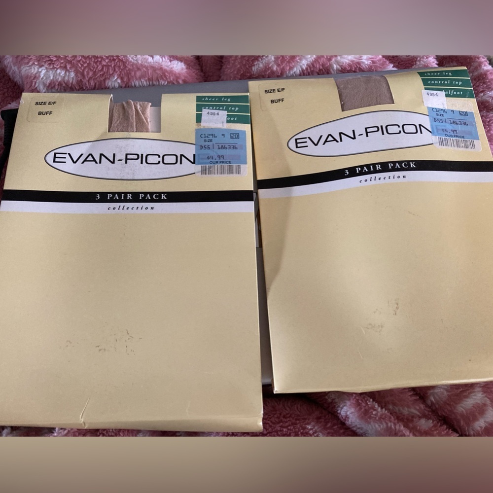 Evan picone four pair pack sheer sandalfoot pantyhose size EF buff nude  Italy